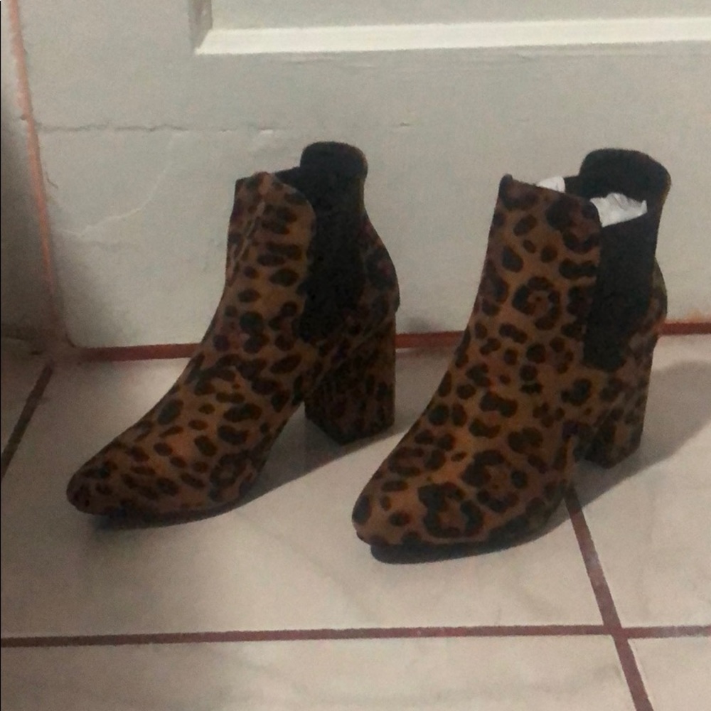 Leopard Heels Size 7